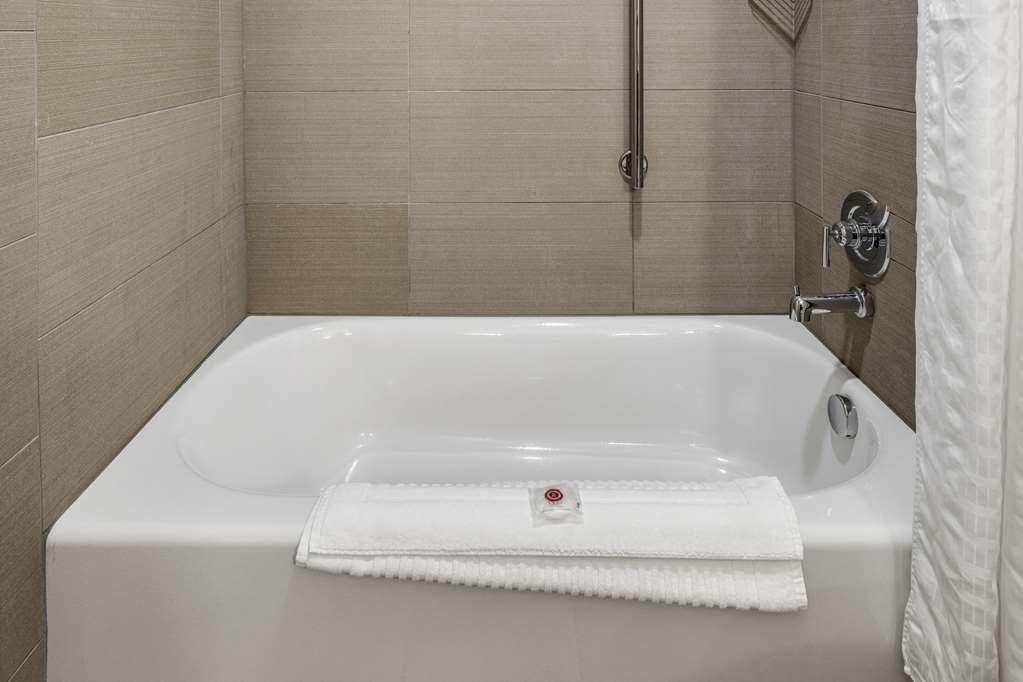 Comfort & Near Hotel Logan