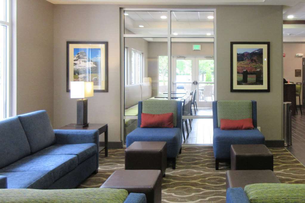 Hotel Comfort & Near